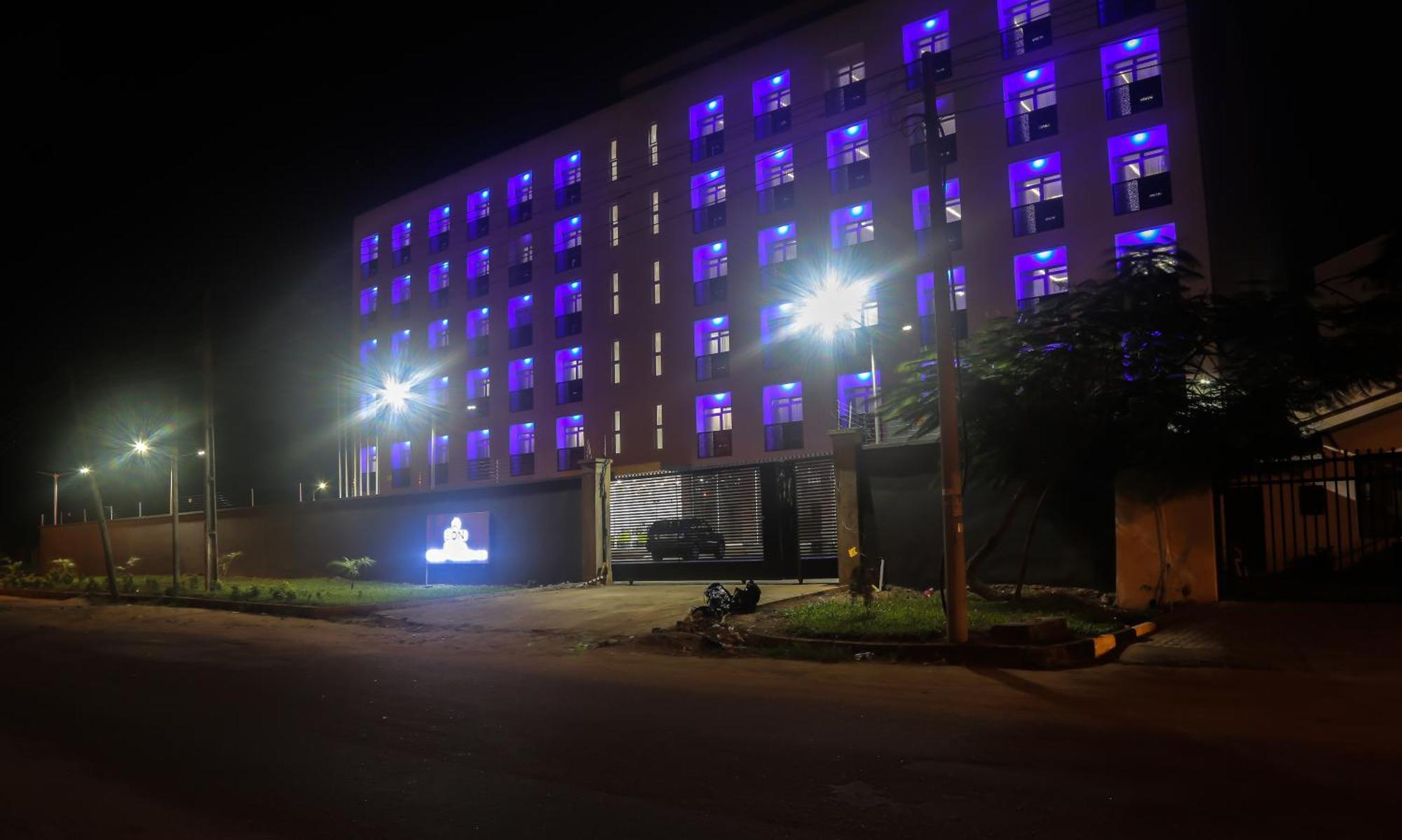 BON Hotel Ikeja Residence Exterior foto