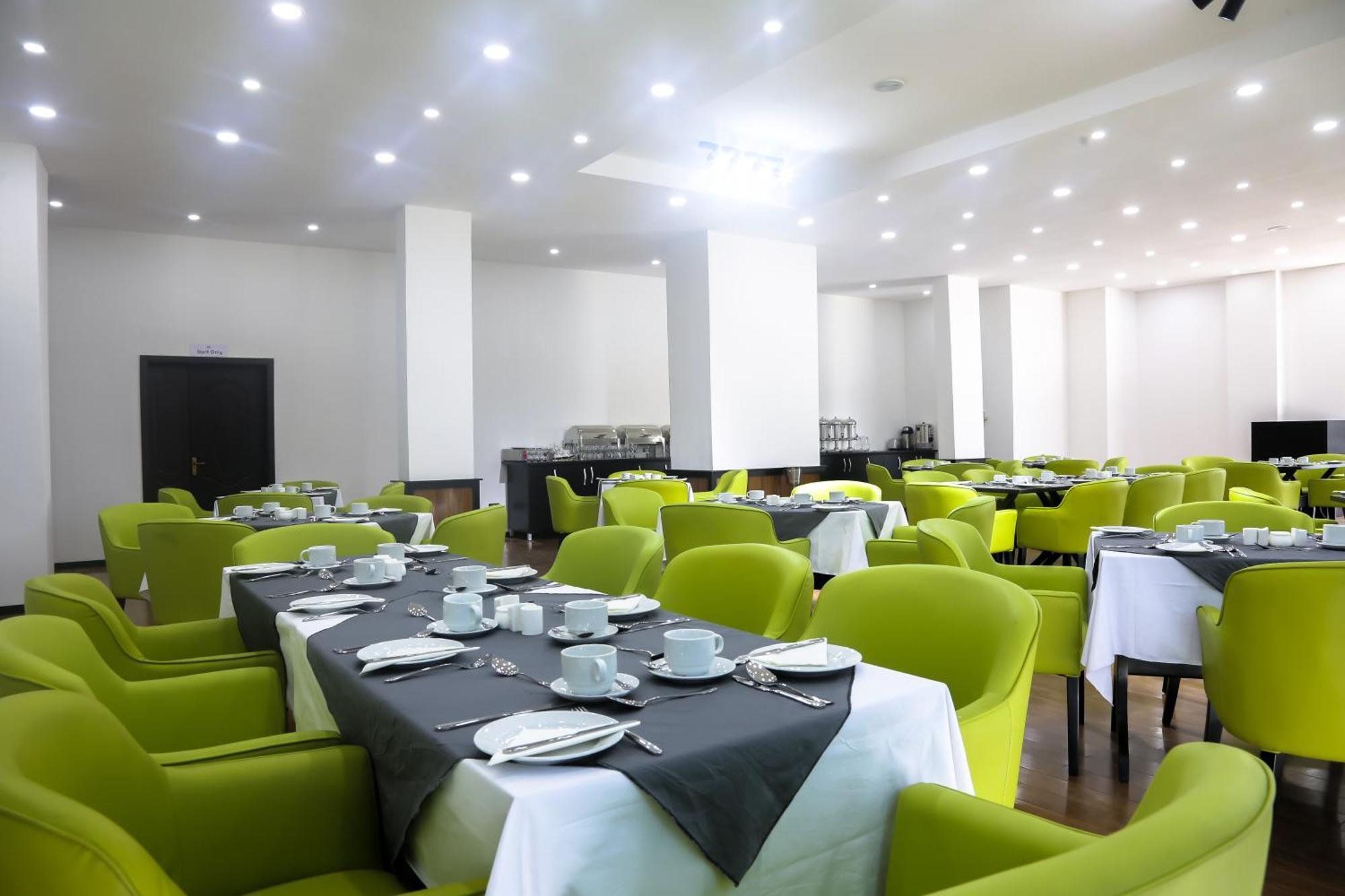 BON Hotel Ikeja Residence Exterior foto