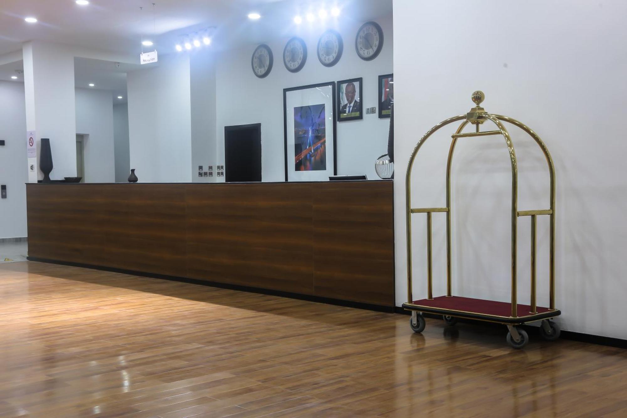 BON Hotel Ikeja Residence Exterior foto