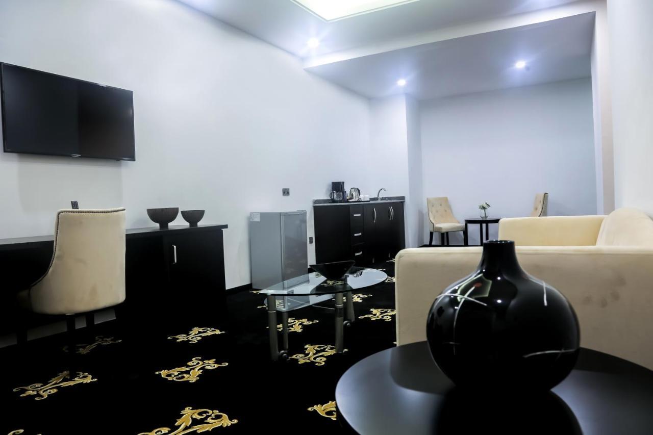 BON Hotel Ikeja Residence Exterior foto